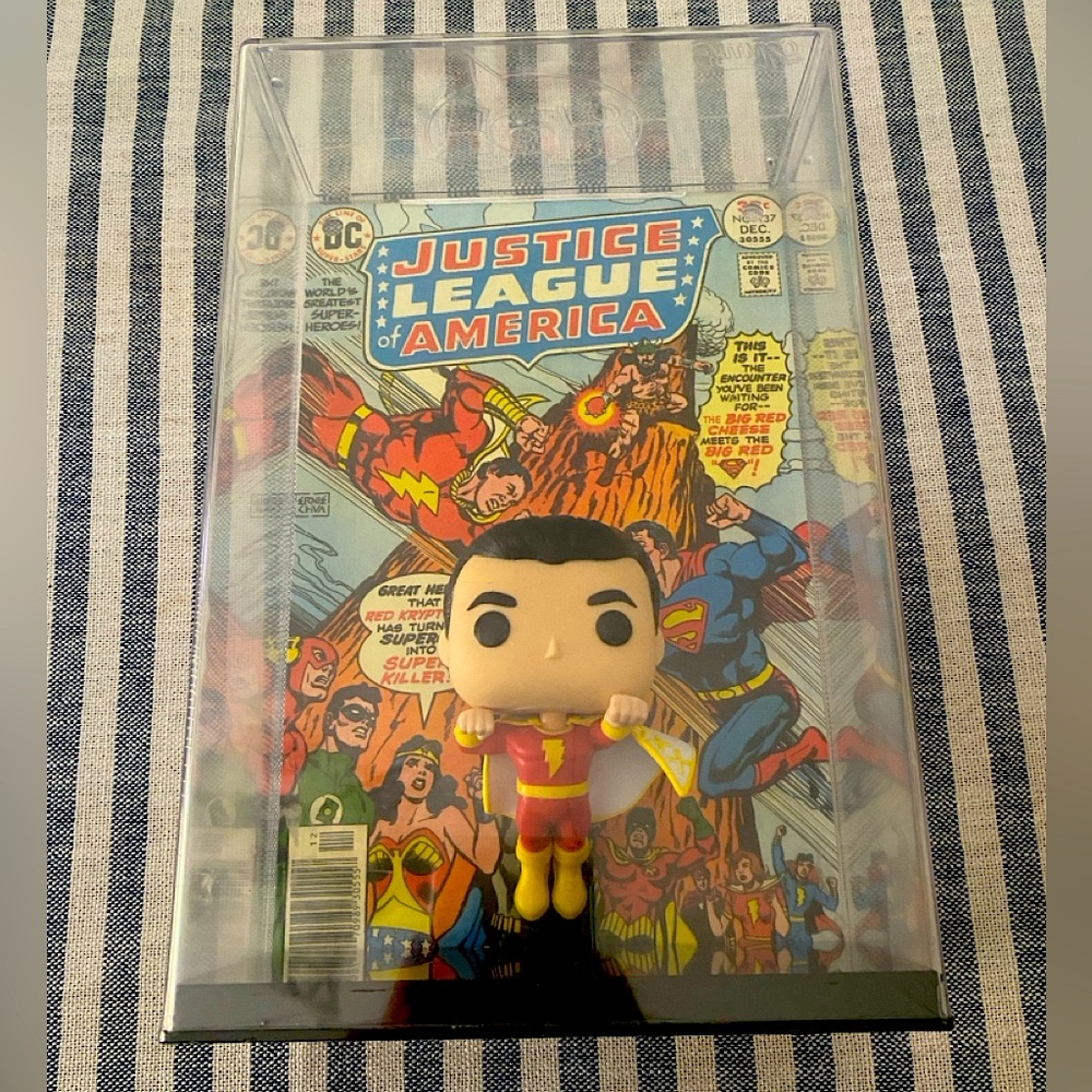 Funko Pop! Shazam #14 Justice League America Shazam! Vinyl Figure Sealed